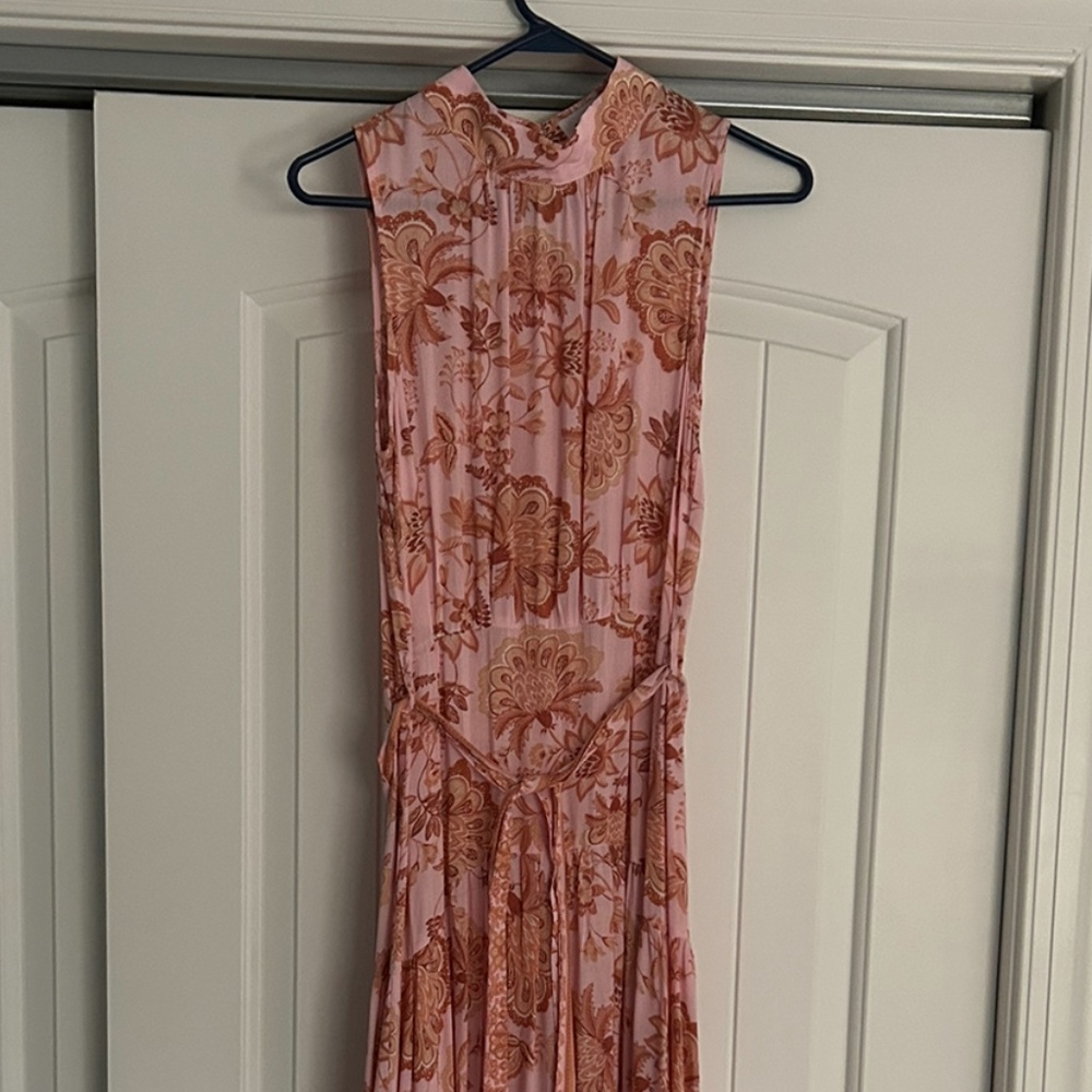 PETAL & PUP 4 Cilia Midi Floral Dress in Pink